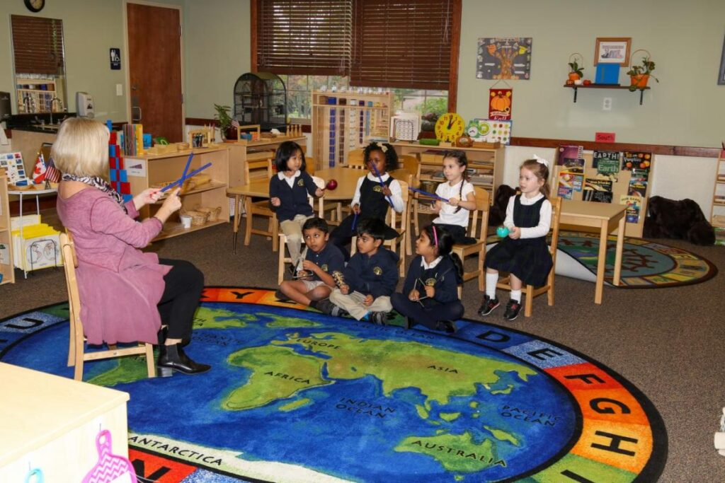 teacher teaching kids