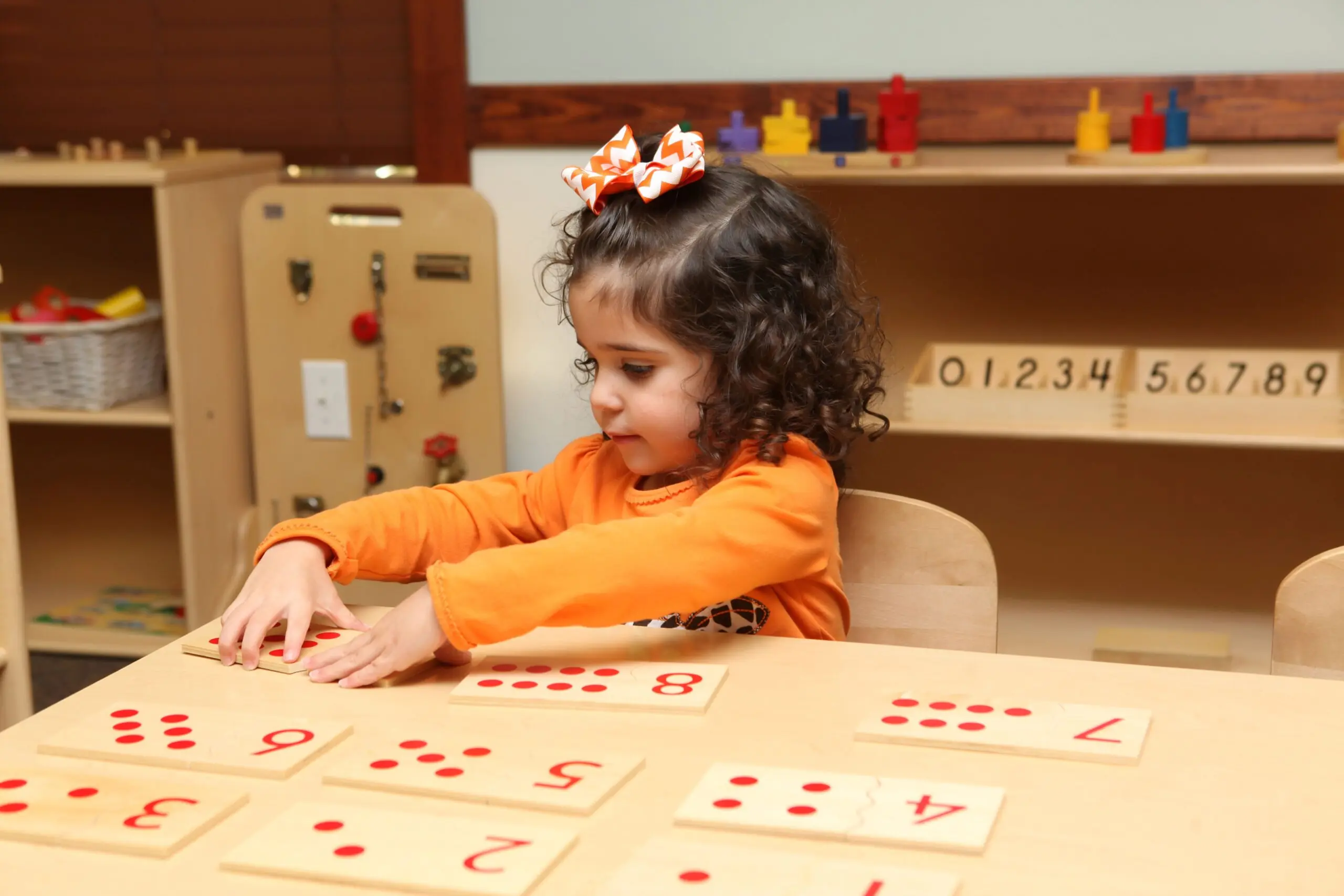 child learning numbers